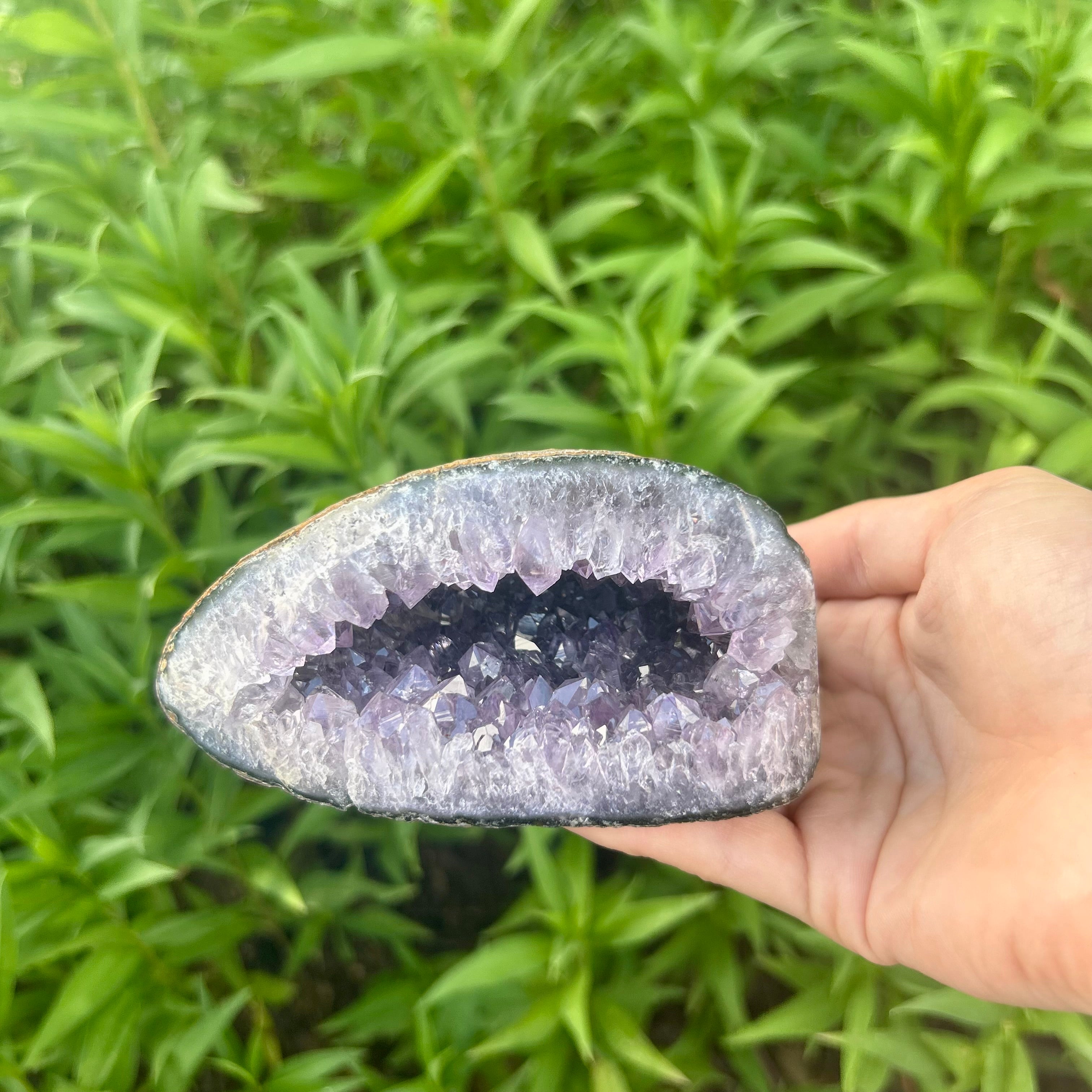 Uruguayan Polished Amethyst Geode 4.5” 1.05 lbs | Extra Quality | Beautiful Crystals Home or Office Décor