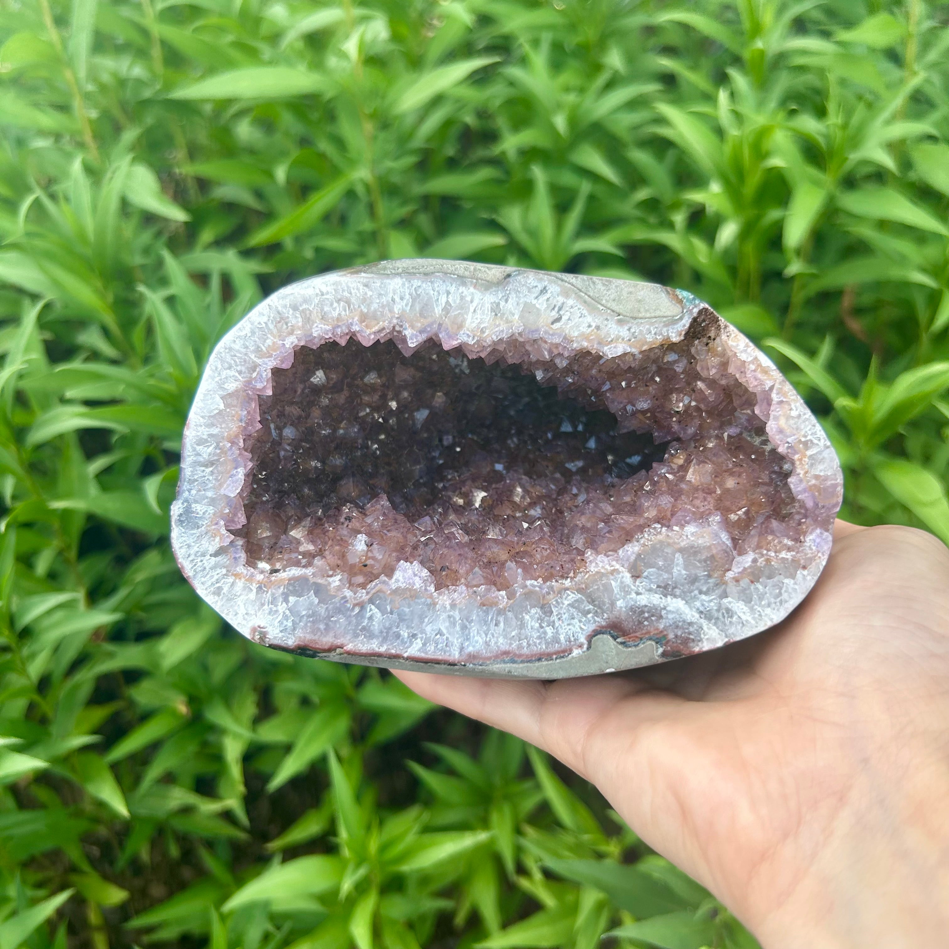 Uruguayan Polished Amethyst Geode 5.5” 3.30 lbs | Extra Quality | Beautiful Crystals Home or Office Décor