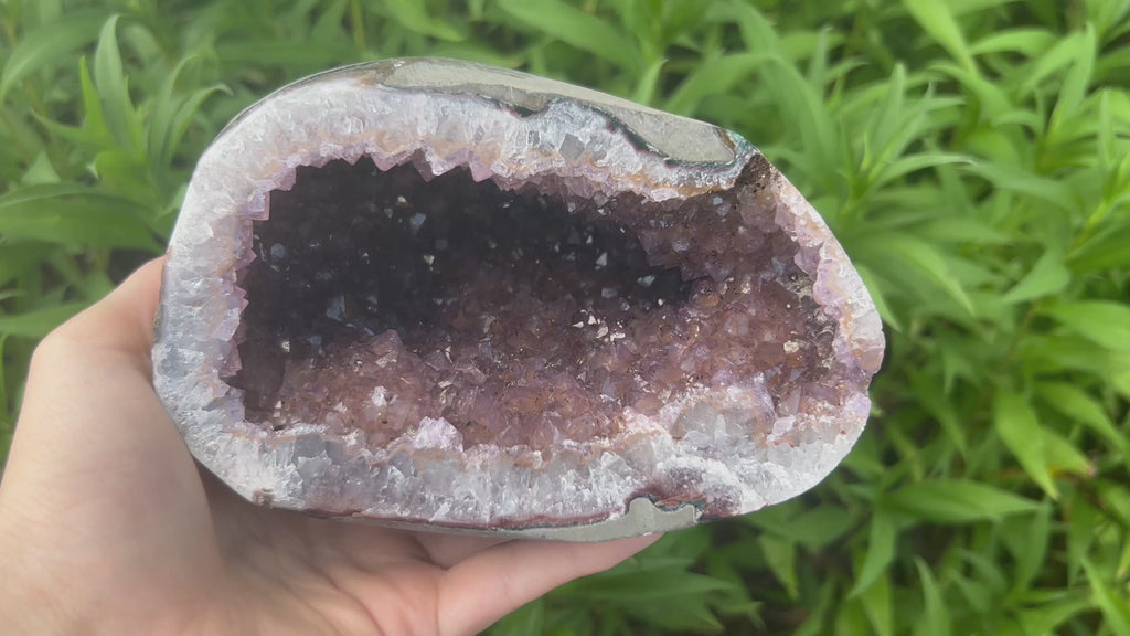 Uruguayan Polished Amethyst Geode 5.5” 3.30 lbs | Extra Quality | Beautiful Crystals Home or Office Décor