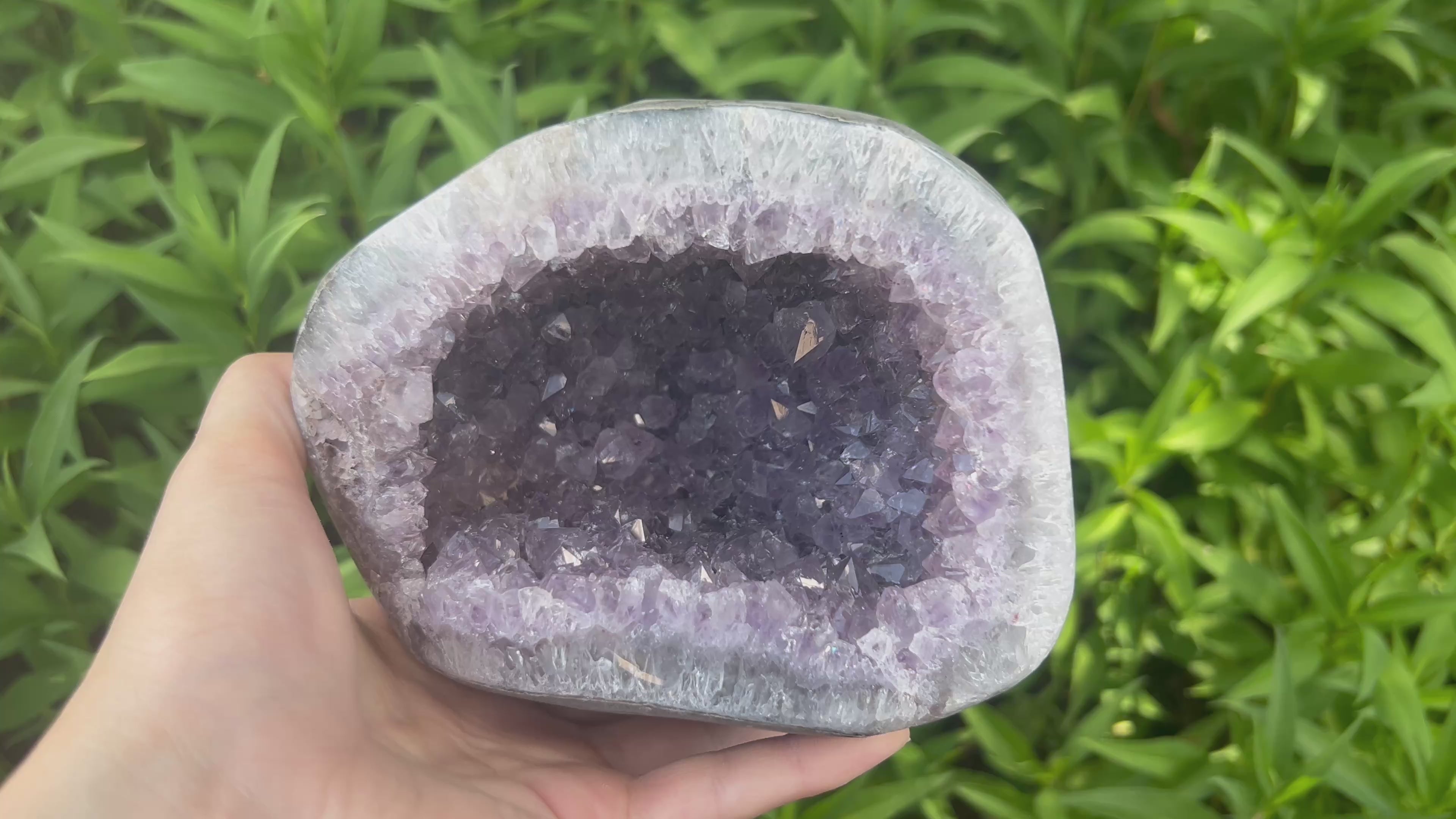 Uruguayan Polished Amethyst Geode 5” 3.75 lbs | Extra Quality | Beautiful Crystals Home or Office Décor